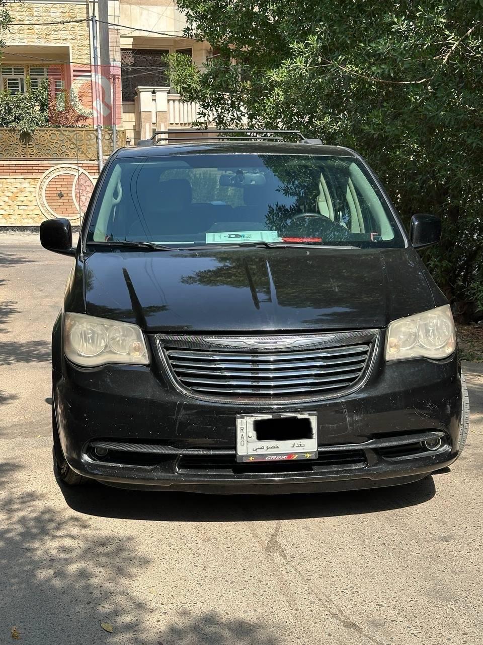 Chrysler Town and Country